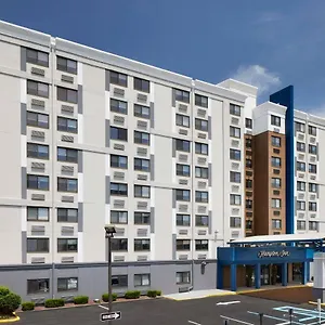 *** Hotel Hampton Airport United States